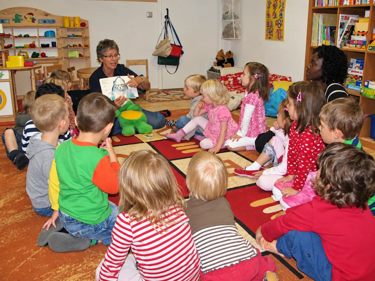 Morgenkreis in einer Happy-Kids-Gruppe